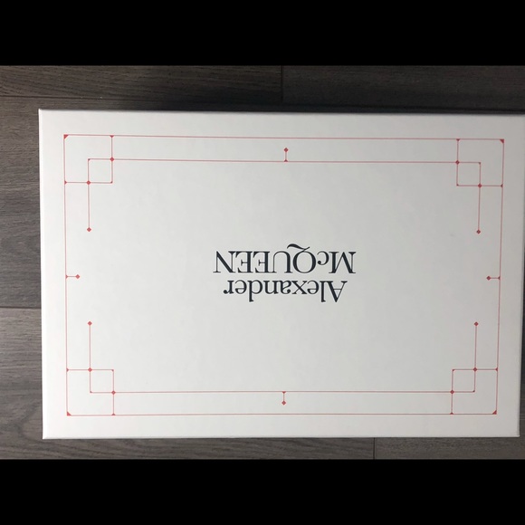 Alexander McQueen Men's Oversized Sneakers Black - Picture 5 of 15